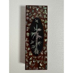 Vintage Lacquered Wood Trinket Box Mother of Pearl Inlay Bamboo Bird S0110